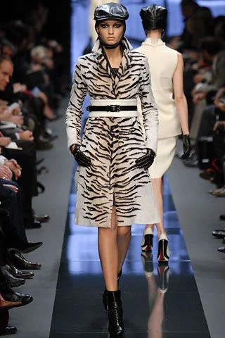 Look 17
